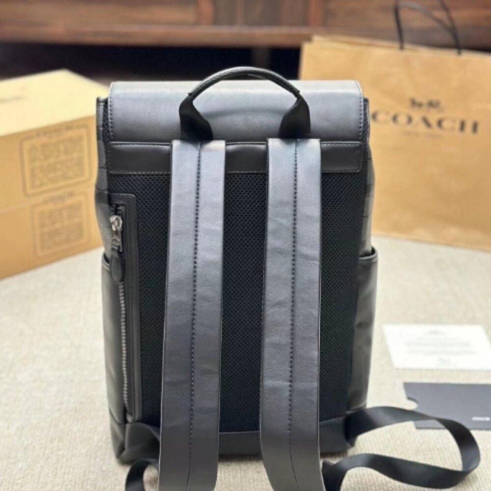 COACH backpack - Picture 3 of 10